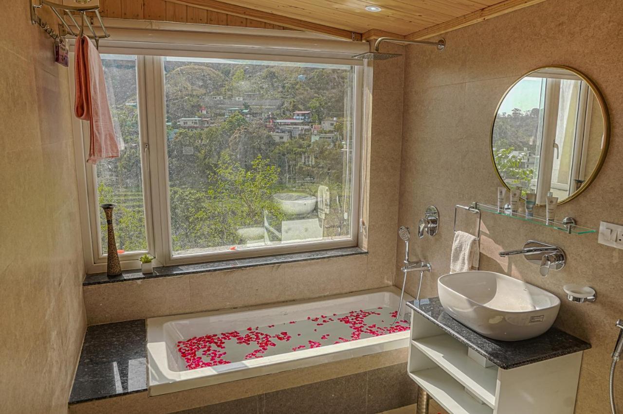 Saffronstays Woodpeckers Villa, Dehradun Rājpur Екстериор снимка